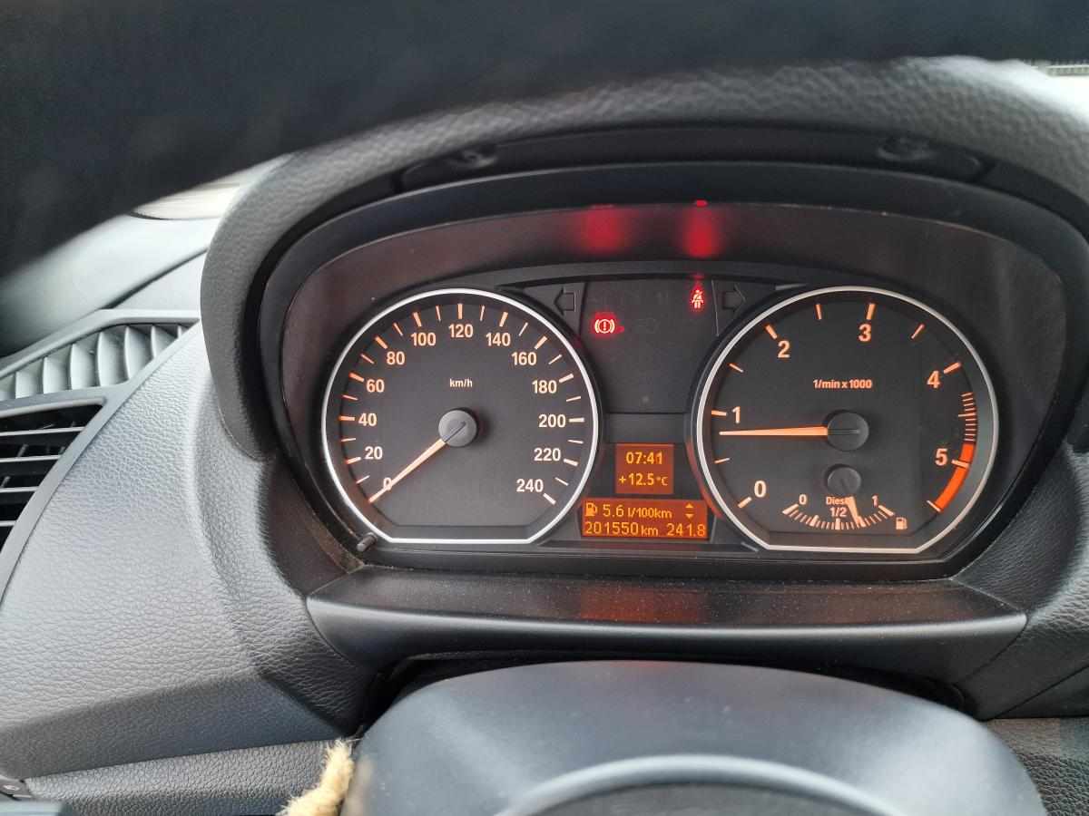bmw-serie-1-118d-2009-diesel-1995cc