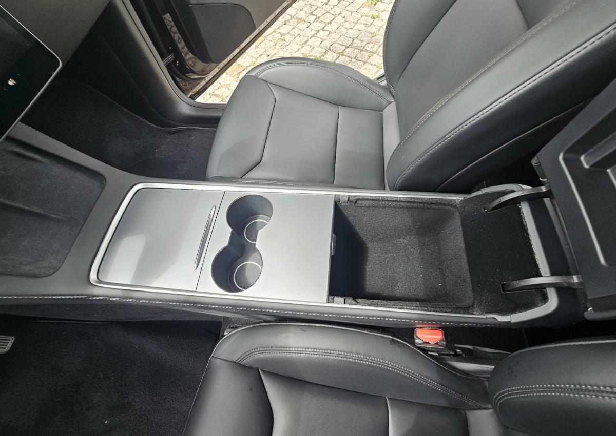 tesla-model-y-performance-2023-eletrico