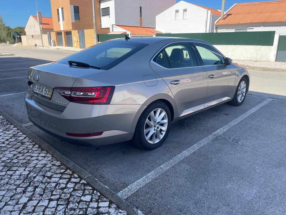 skoda-superb-2-0-tdi-2016-diesel-1968cc