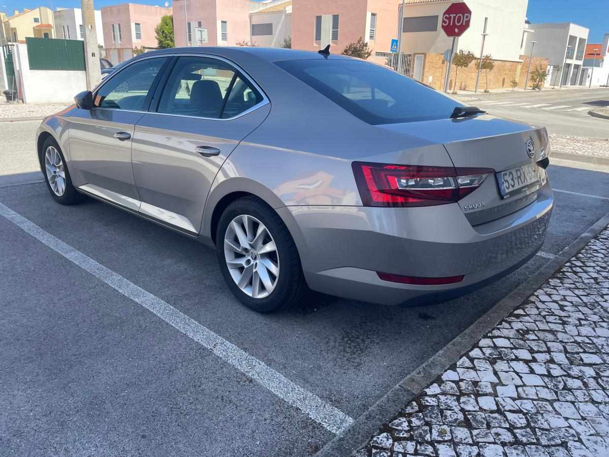 skoda-superb-2-0-tdi-2016-diesel-1968cc