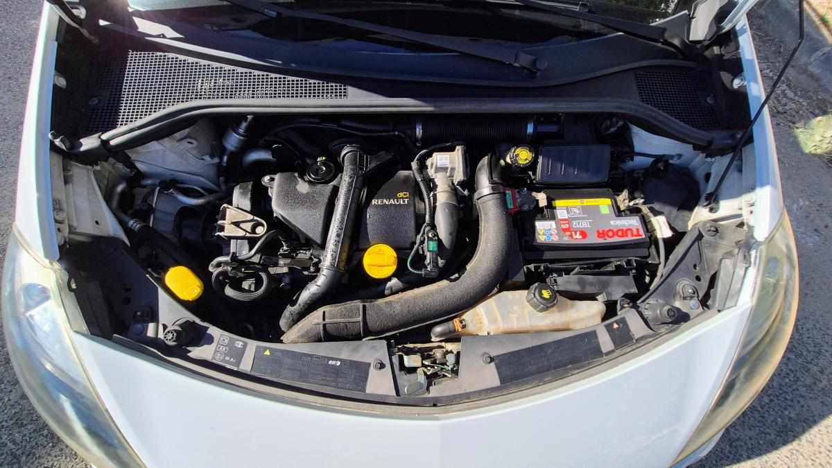 renault-clio-1-5-dci-2012-diesel-1461cc