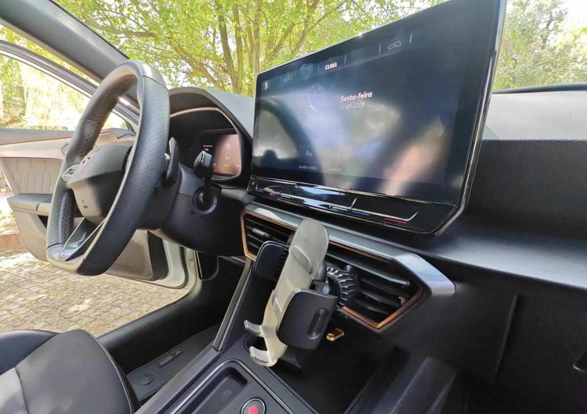 cupra-leon-1-geracao-2024-gasolina-1395cc