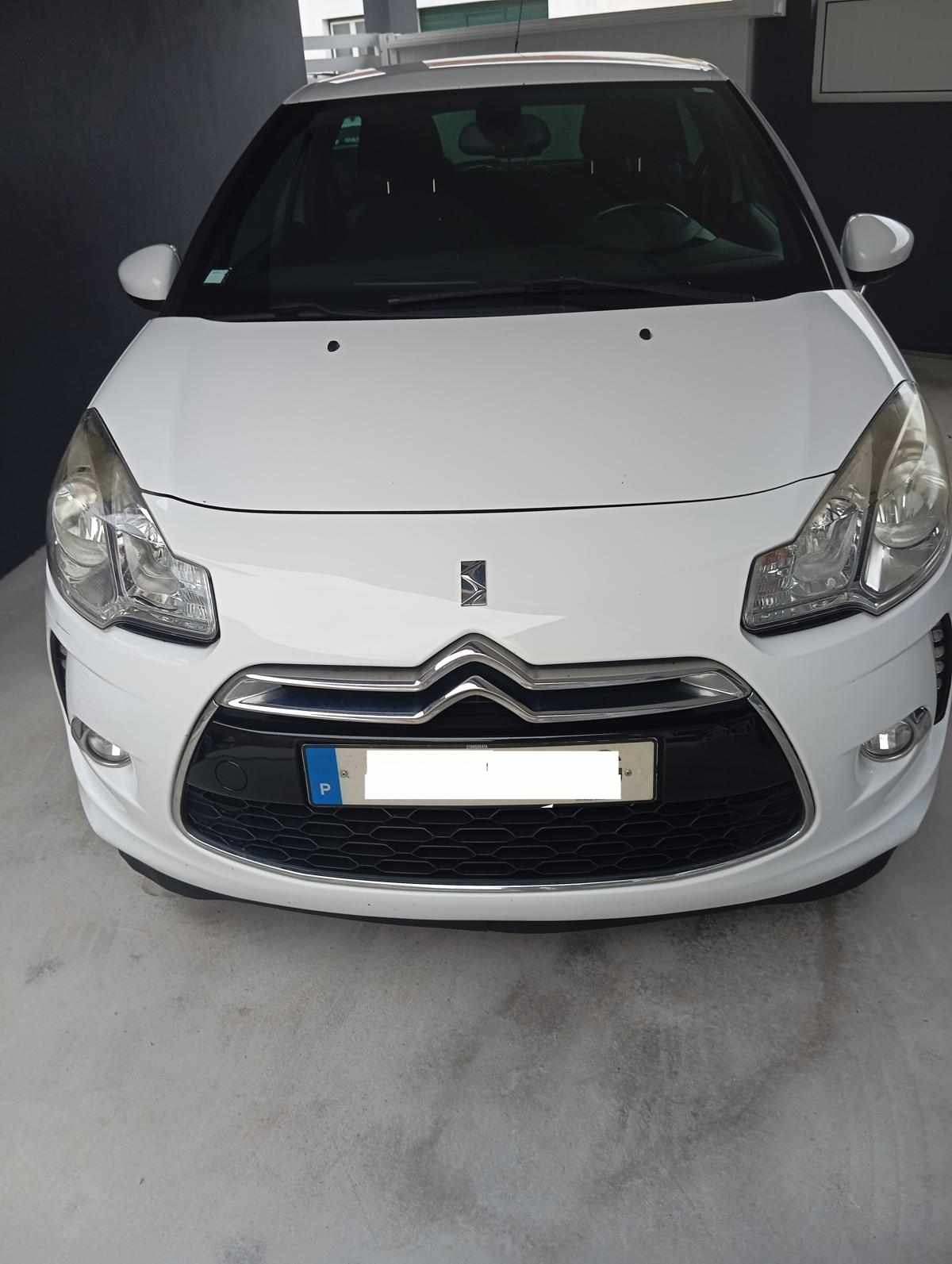 citroen-ds3-1-6-e-hdi-airdream-2011-diesel-1560cc