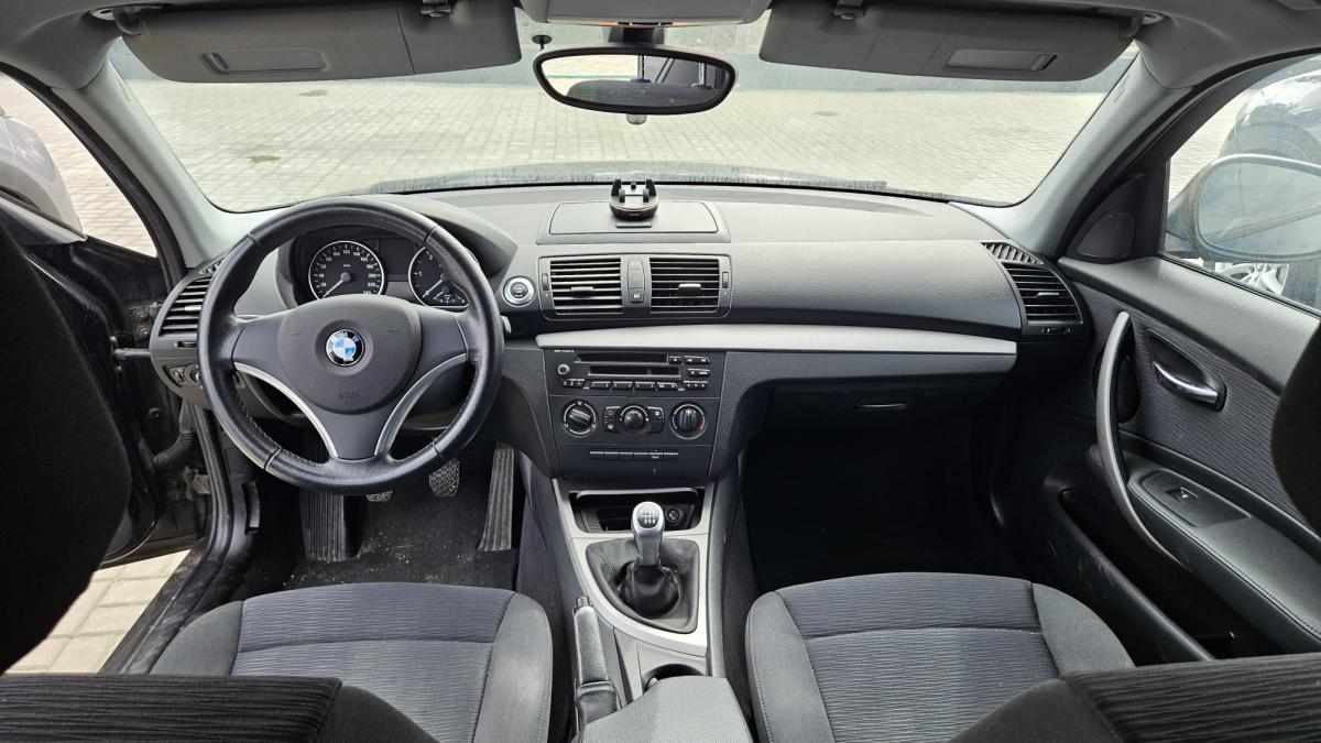 bmw-serie-1-116d-2011-diesel-1995cc