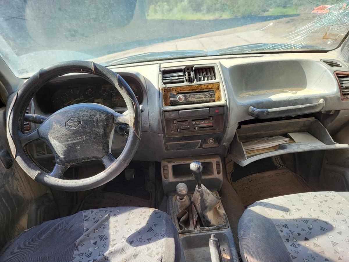 nissan-terrano-ii-2-7-125cv-1996-diesel-2664cc