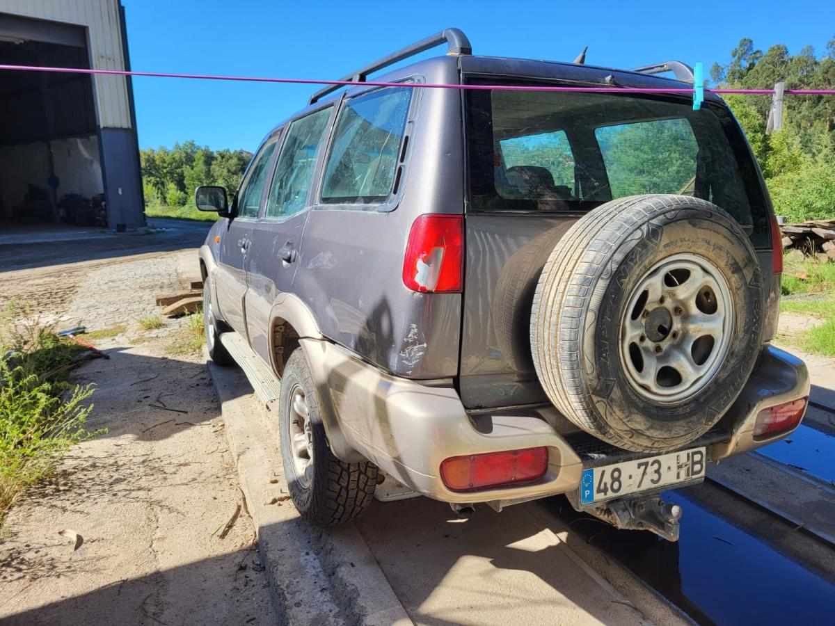 nissan-terrano-ii-2-7-125cv-1996-diesel-2664cc