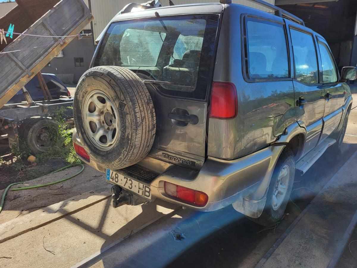 nissan-terrano-ii-2-7-125cv-1996-diesel-2664cc