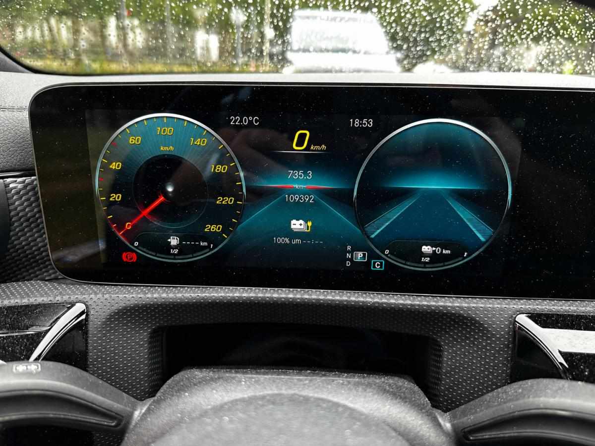 mercedes-benz-cla-250-e-2021-gasolina-1332cc