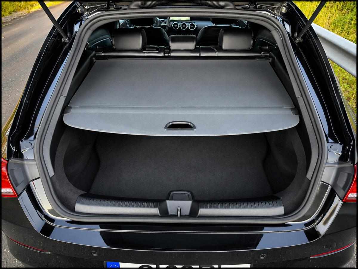 mercedes-benz-cla-250-e-2021-gasolina-1332cc