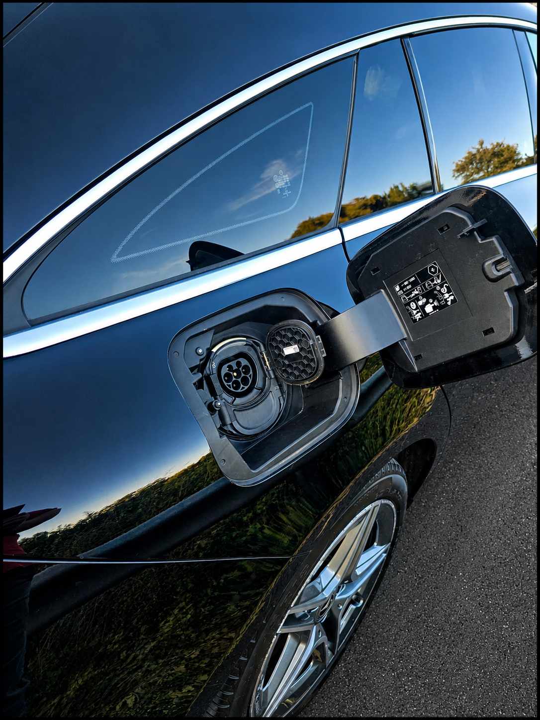 mercedes-benz-cla-250-e-2021-gasolina-1332cc