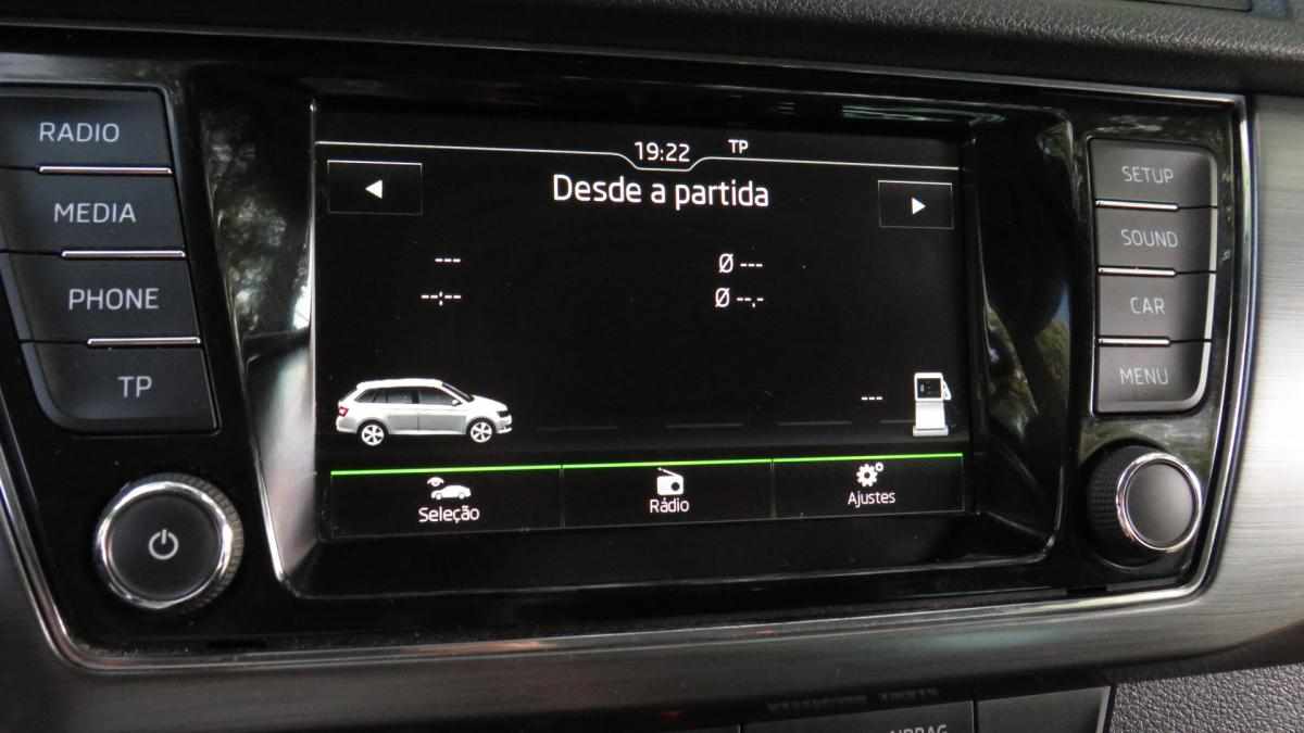skoda-fabia-1-2-tsi-2015-gasolina-1197cc