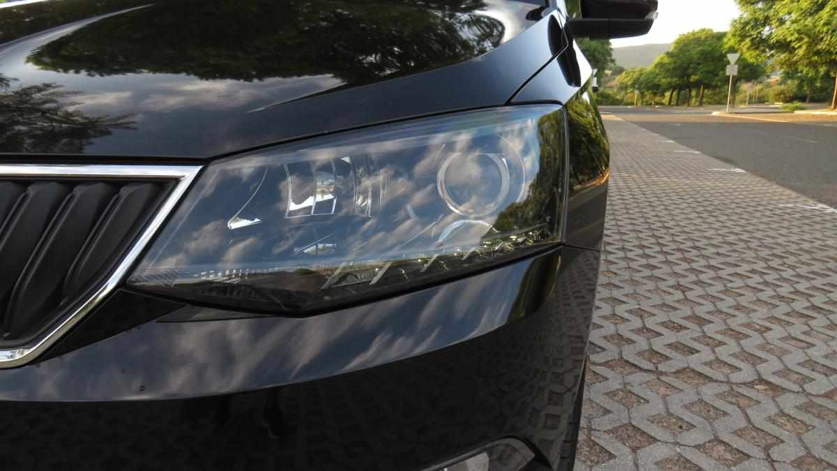 skoda-fabia-1-2-tsi-2015-gasolina-1197cc