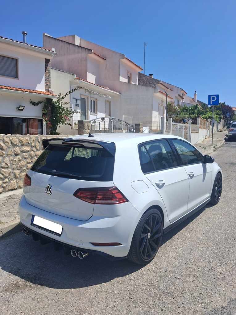 volkswagen-golf-1-6-tdi-bluemotion-2017-diesel-1598cc