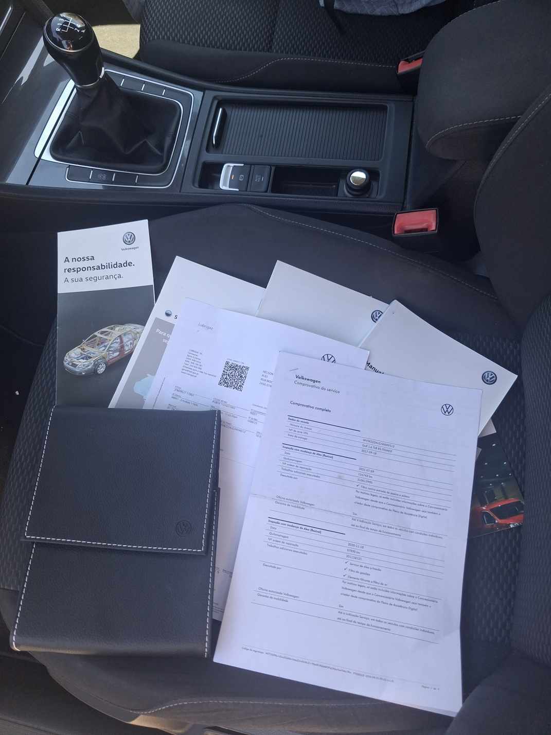 volkswagen-golf-1-6-tdi-bluemotion-2017-diesel-1598cc