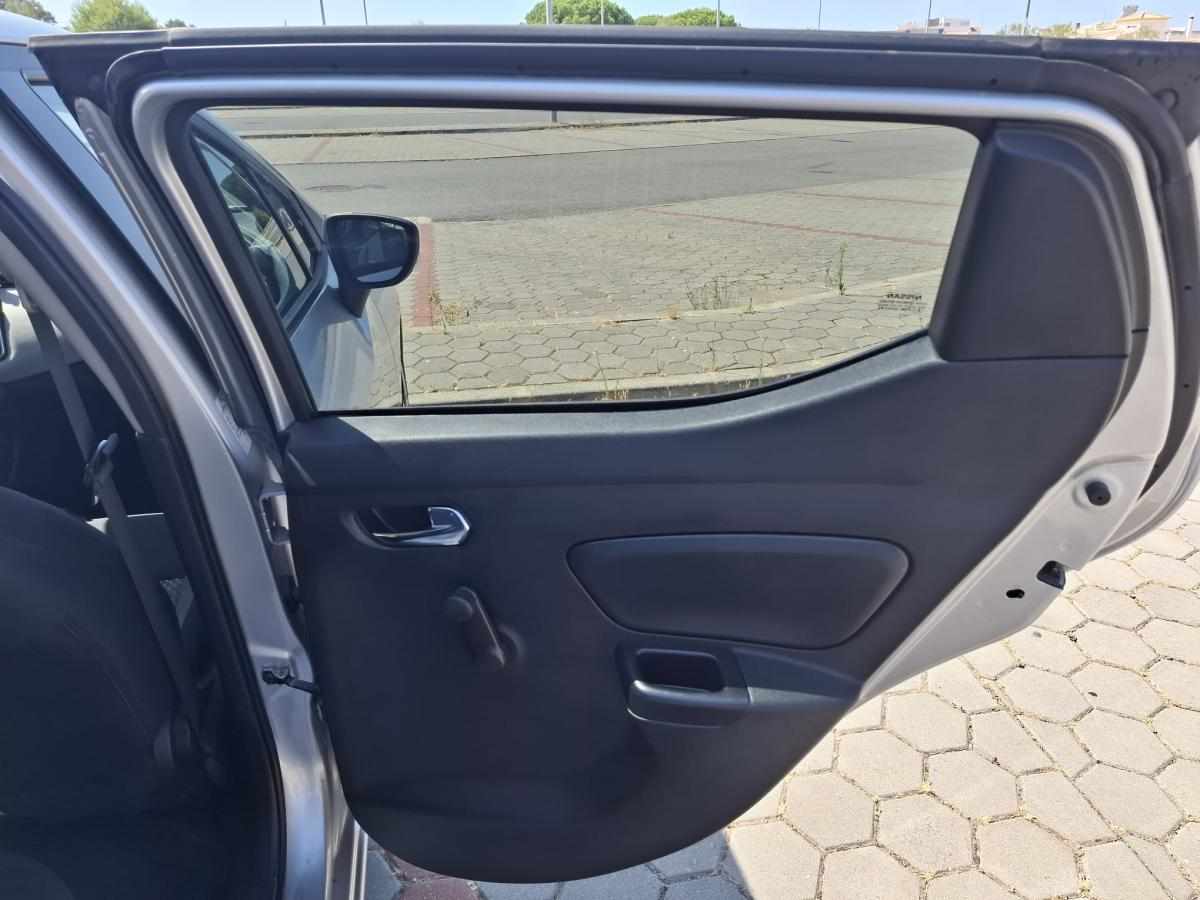 nissan-micra-1-0-acenta-2022-gasolina-1000cc