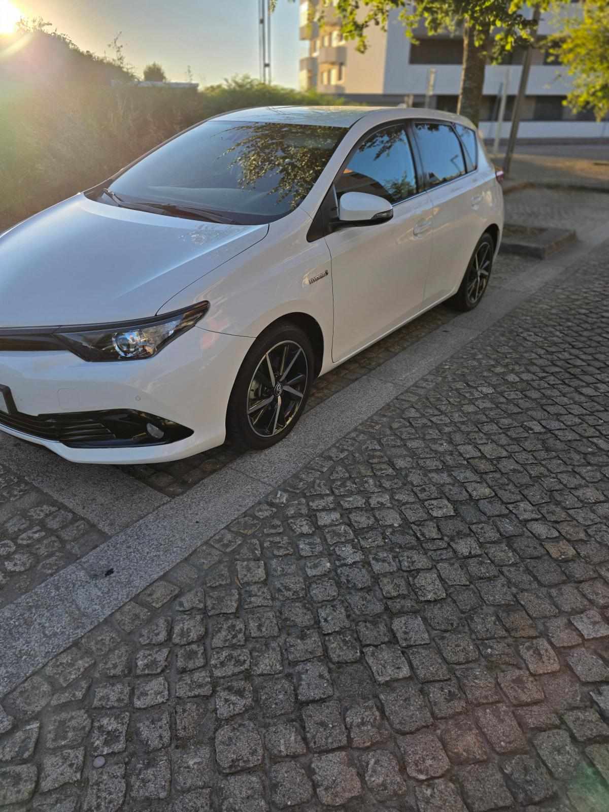 toyota-auris-hybrid-1-8-vvt-i-3jm-2018-gasolina-1798cc