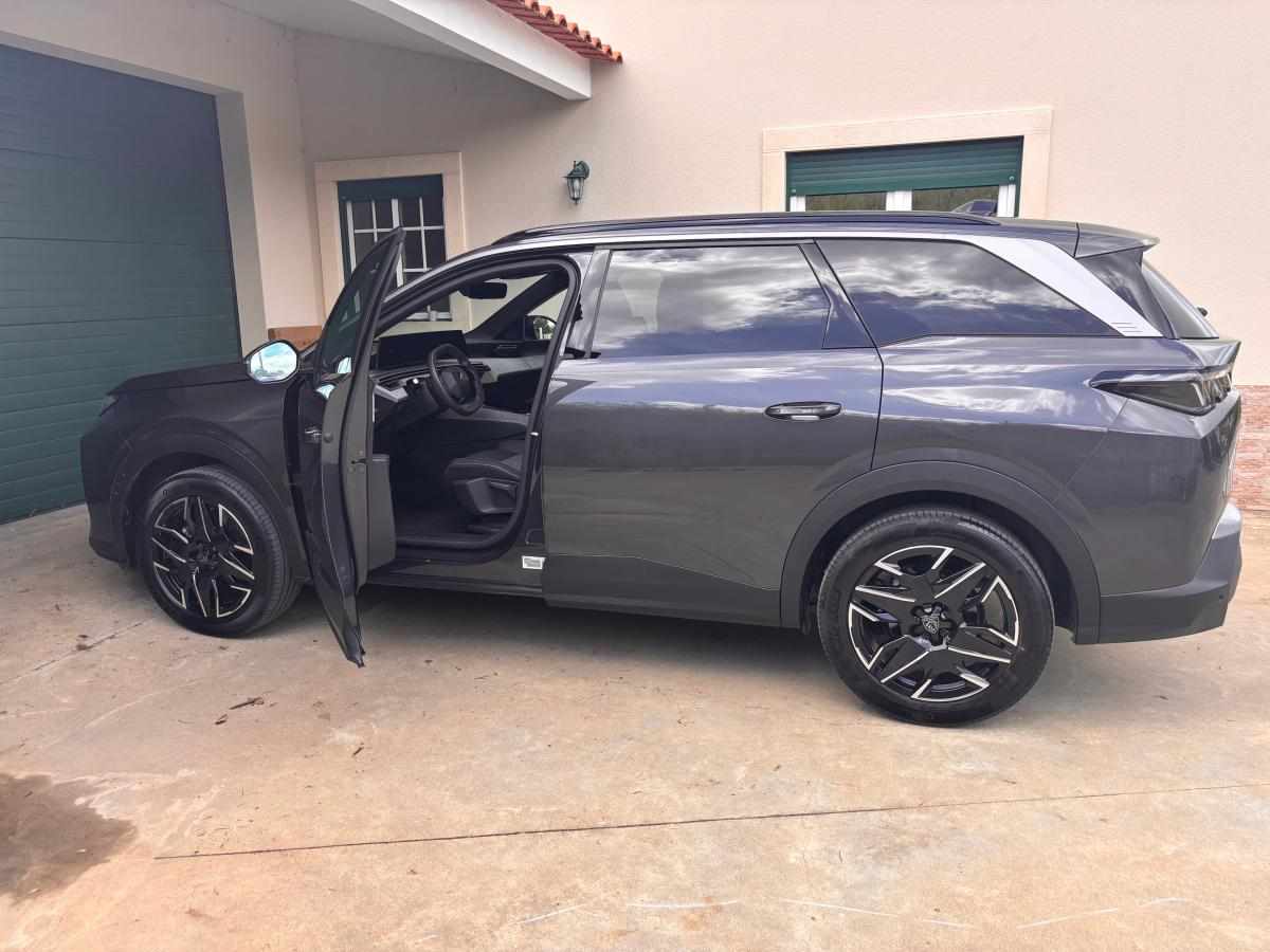 peugeot-5008-1-2-puretech-2025-gasolina-1199cc