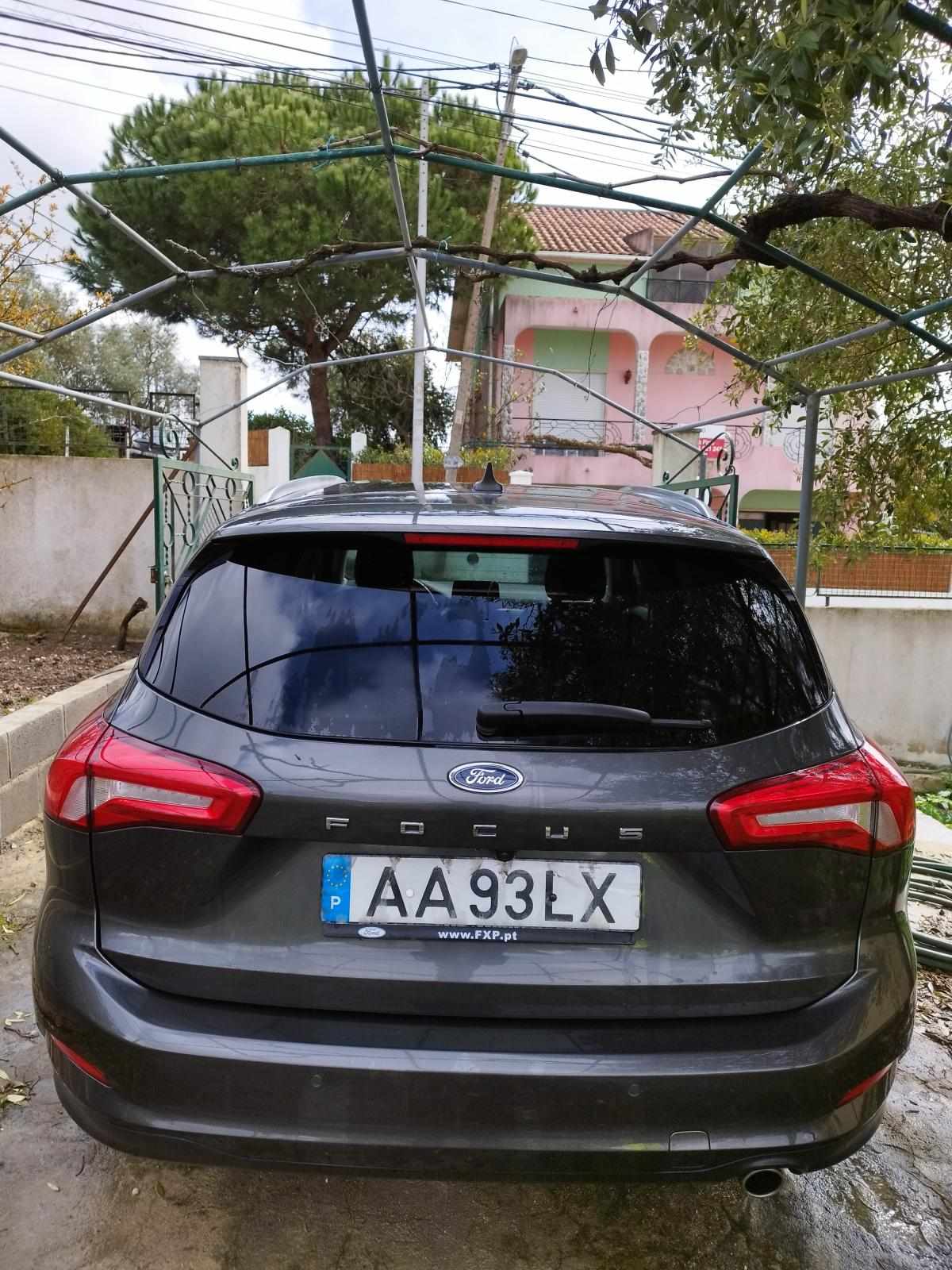 ford-focus-2020-gasolina-999cc