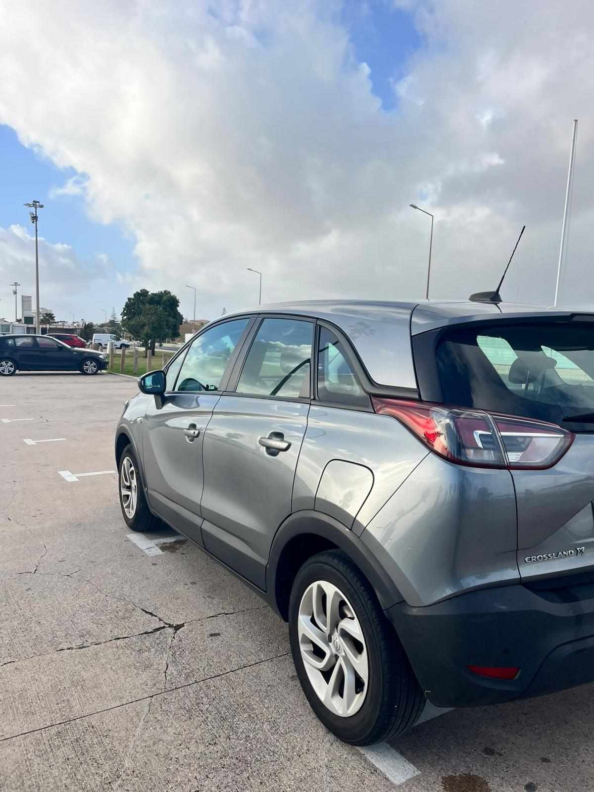 opel-crossland-x-1-6-2017-diesel-1560cc