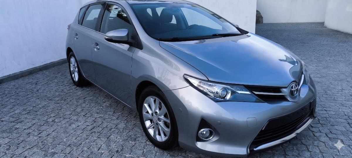 toyota-auris-1-4-d-4d-2013-diesel-1364cc
