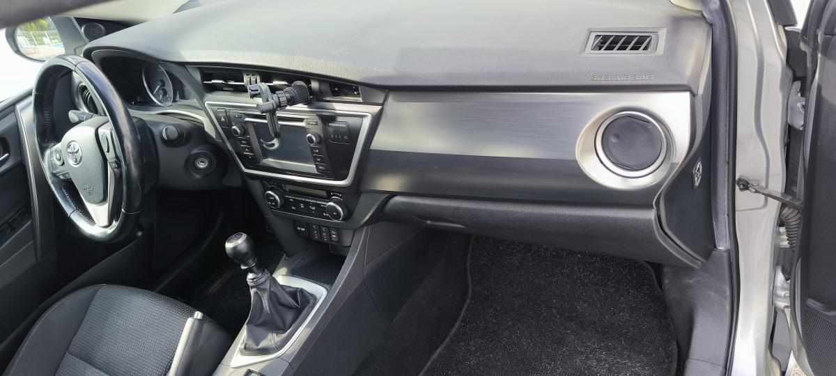 toyota-auris-1-4-d-4d-2013-diesel-1364cc