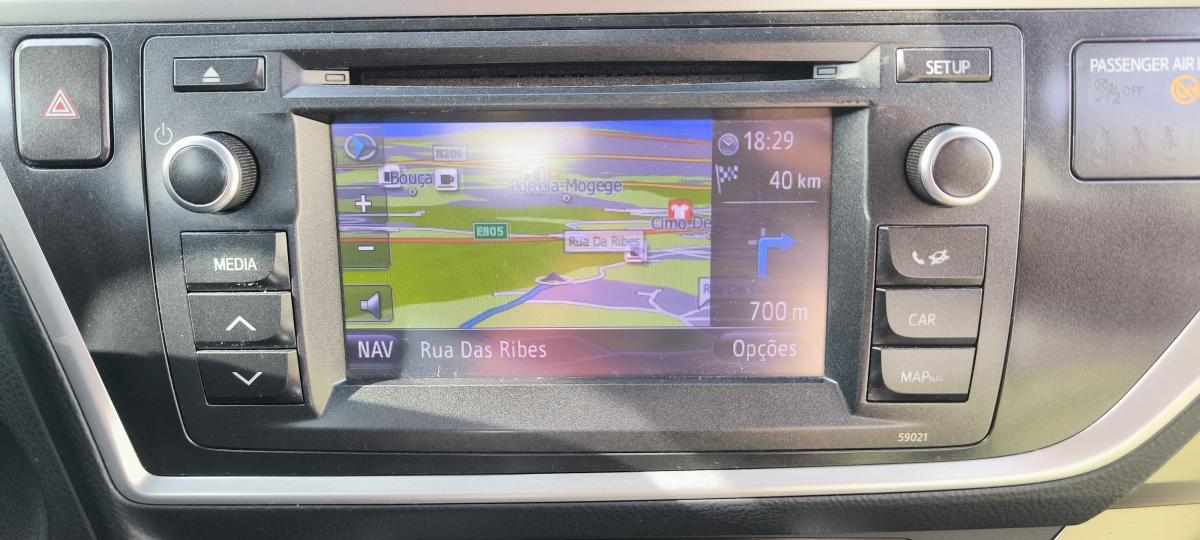 toyota-auris-1-4-d-4d-2013-diesel-1364cc