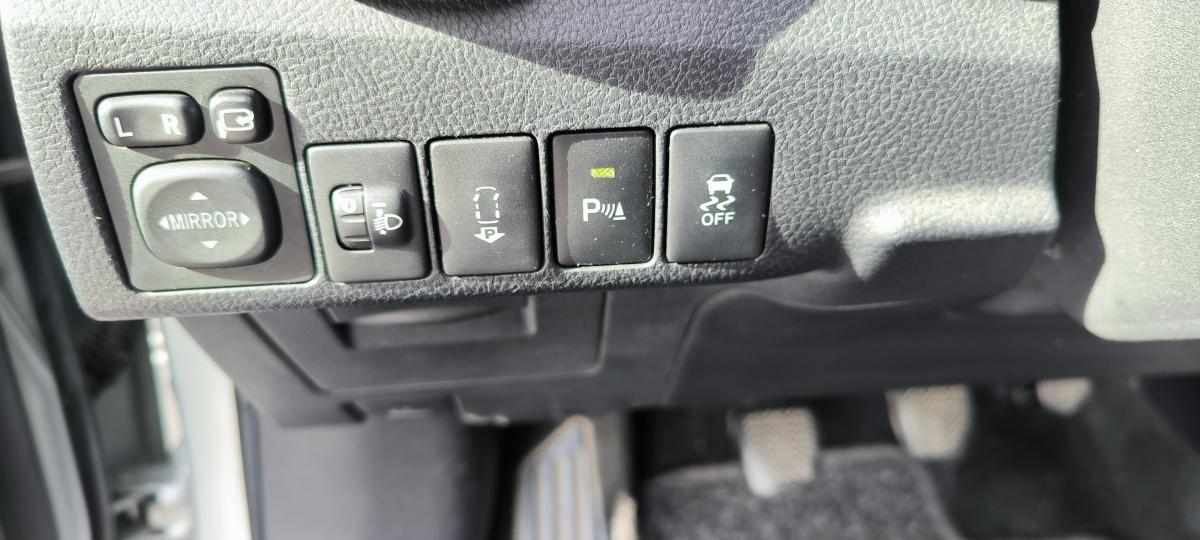toyota-auris-1-4-d-4d-2013-diesel-1364cc