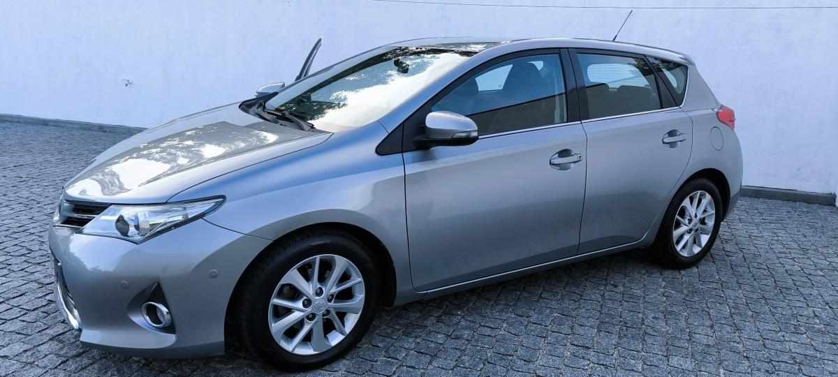 toyota-auris-1-4-d-4d-2013-diesel-1364cc