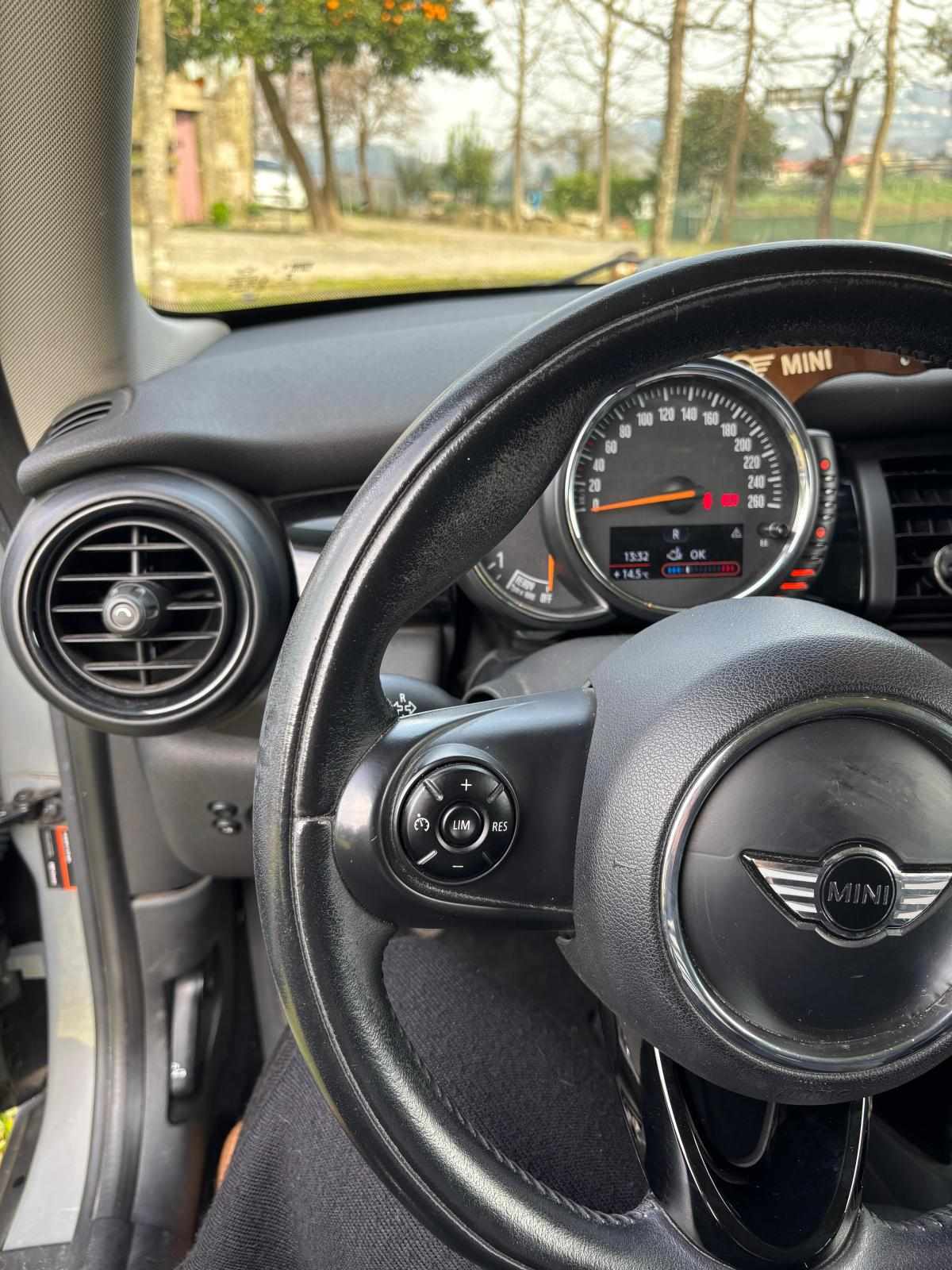 mini-hatch-d-1-5-2014-diesel-1496cc