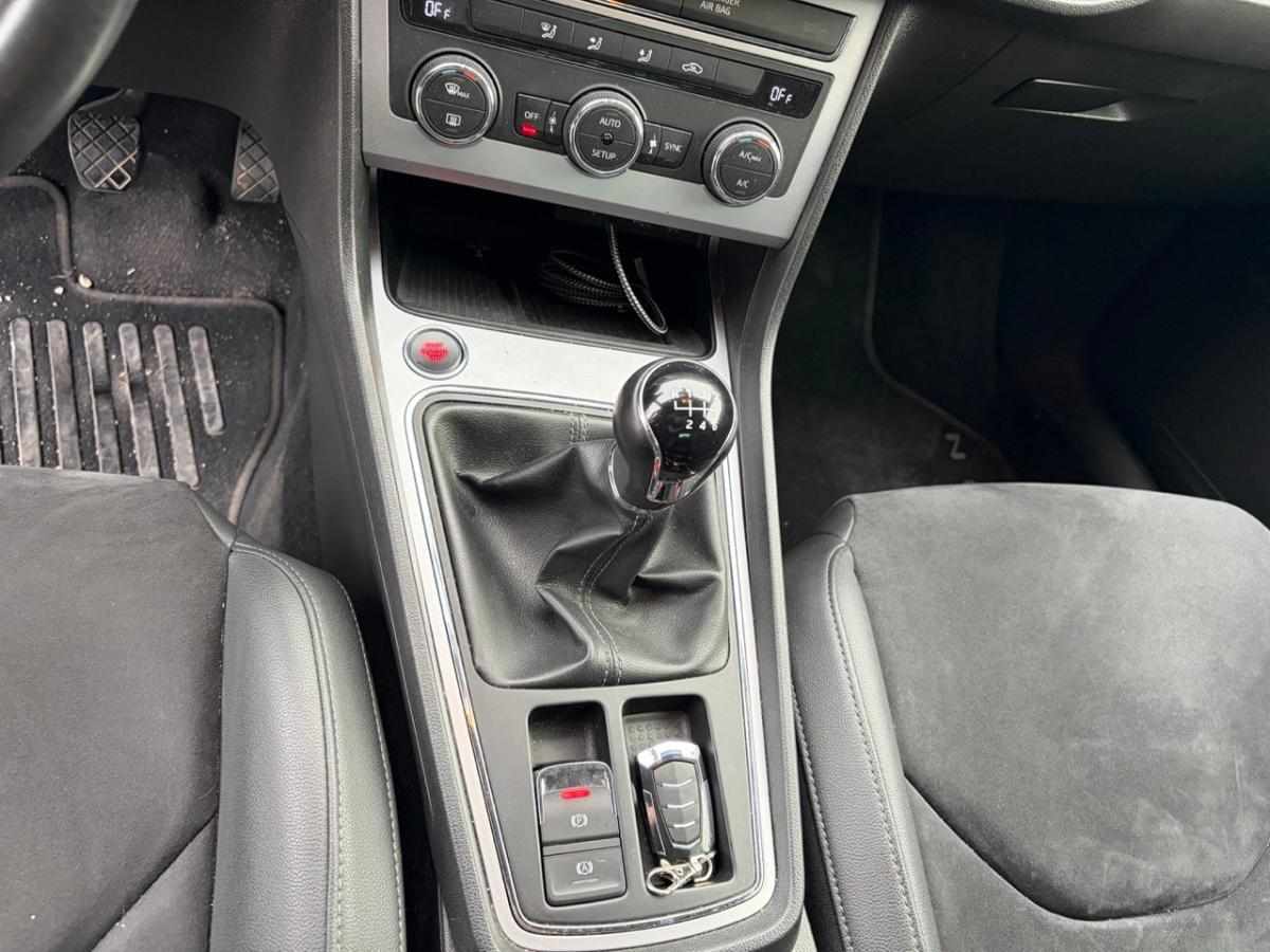 seat-leon-1-0-tsi-2017-gasolina-999cc