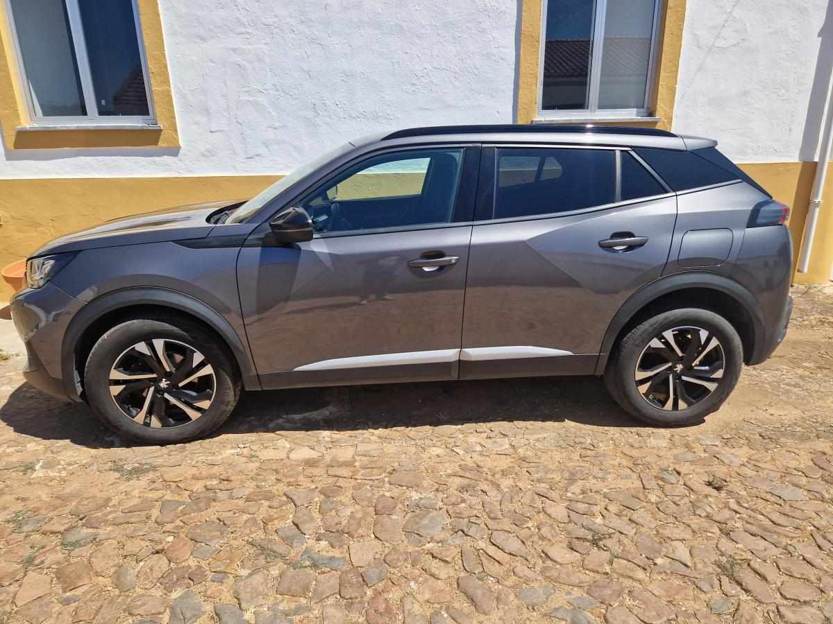 peugeot-2008-1-2-puretech-2023-gasolina-1199cc