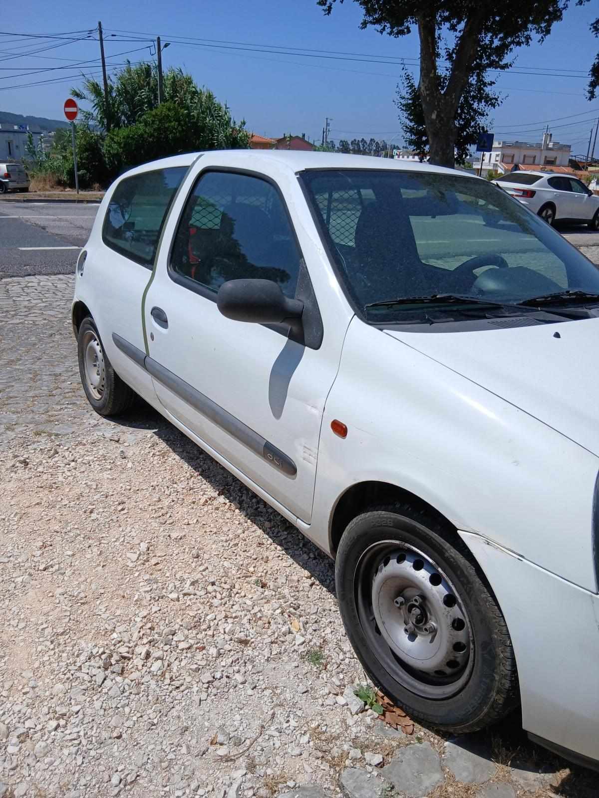 renault-clio-1-5-dci-2001-diesel-1461cc