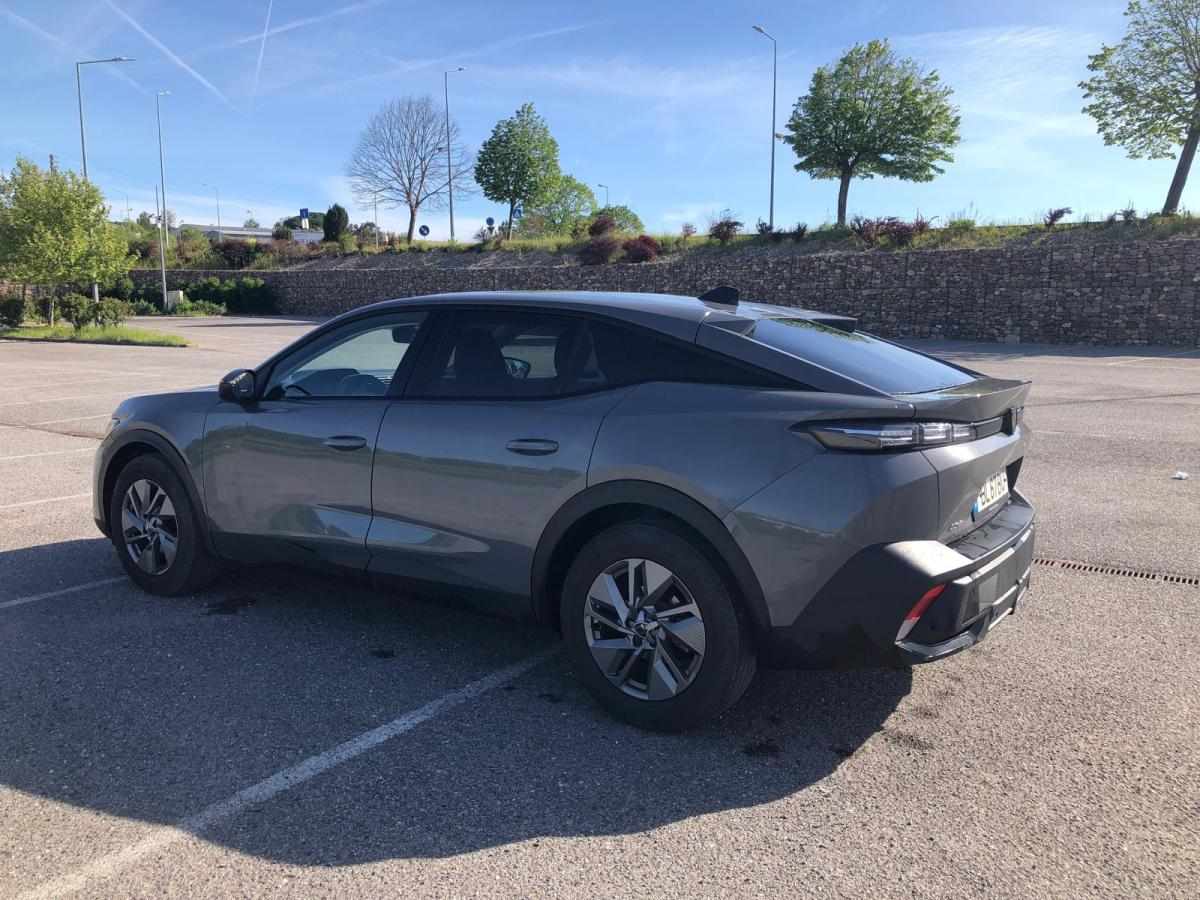 peugeot-408-1-2-puretech-2024-gasolina-1199cc