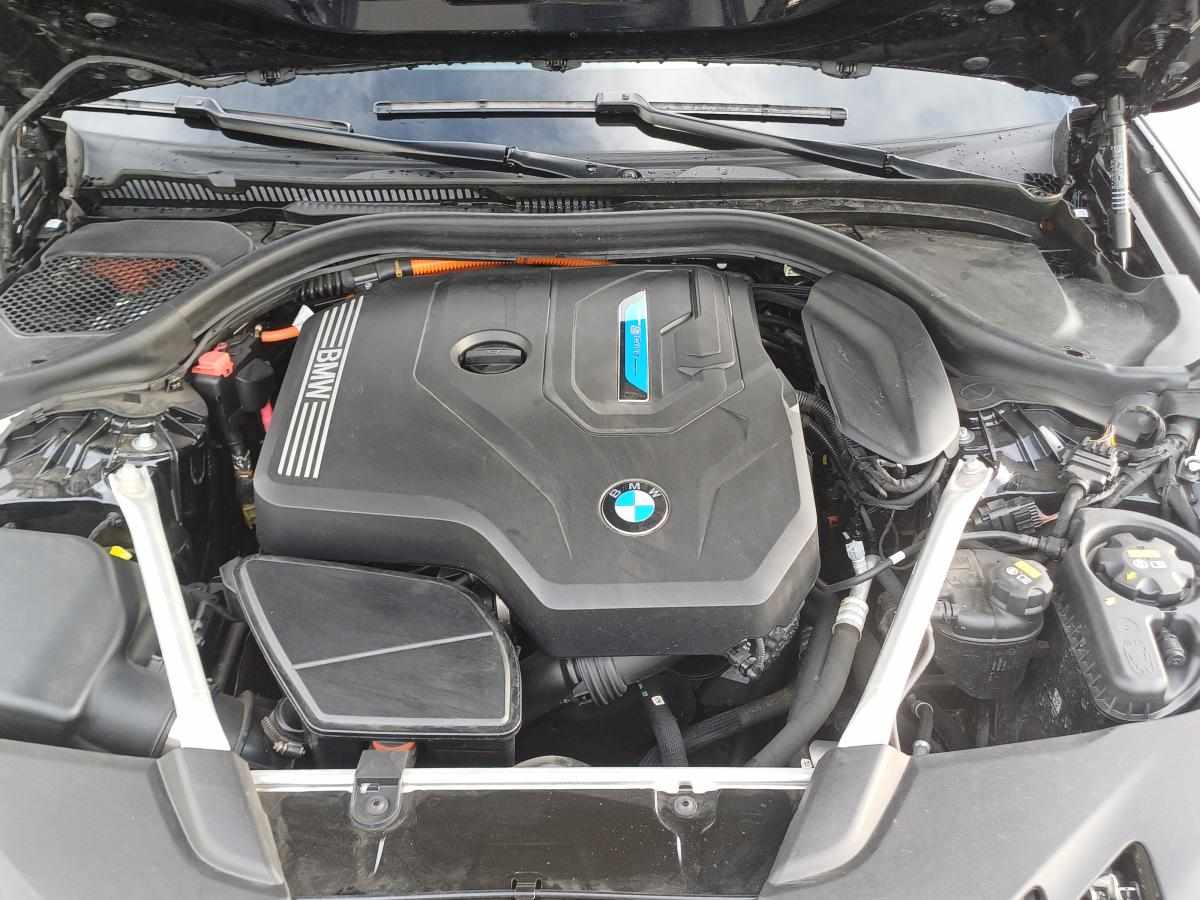 bmw-serie-5-530e-2022-hibrido-a-gasolina-1998cc