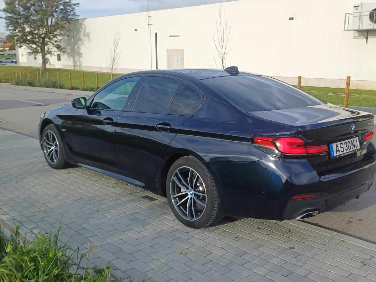 bmw-serie-5-530e-2022-hibrido-a-gasolina-1998cc