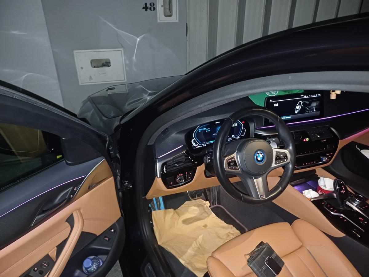 bmw-serie-5-530e-2022-hibrido-a-gasolina-1998cc