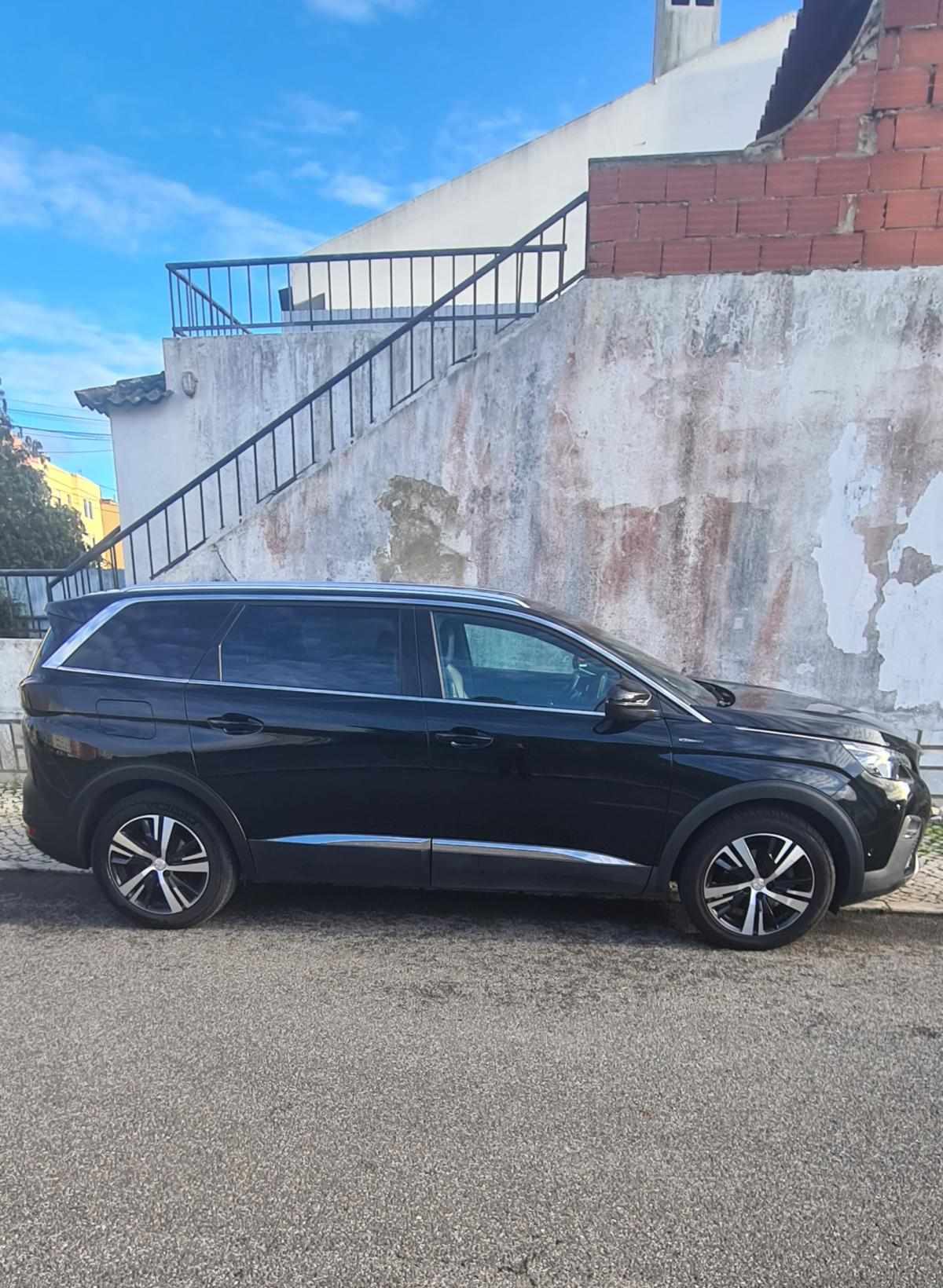 peugeot-5008-1-6-bluehdi-2017-diesel-1560cc