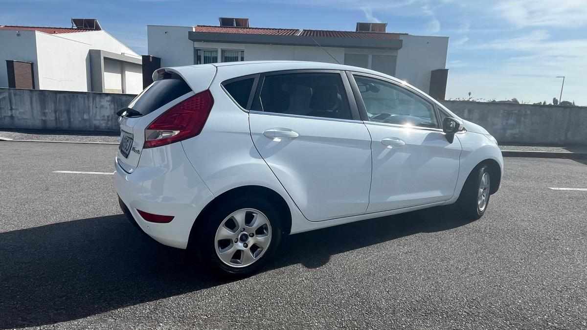 ford-fiesta-1-6-tdci-2011-diesel-1560cc