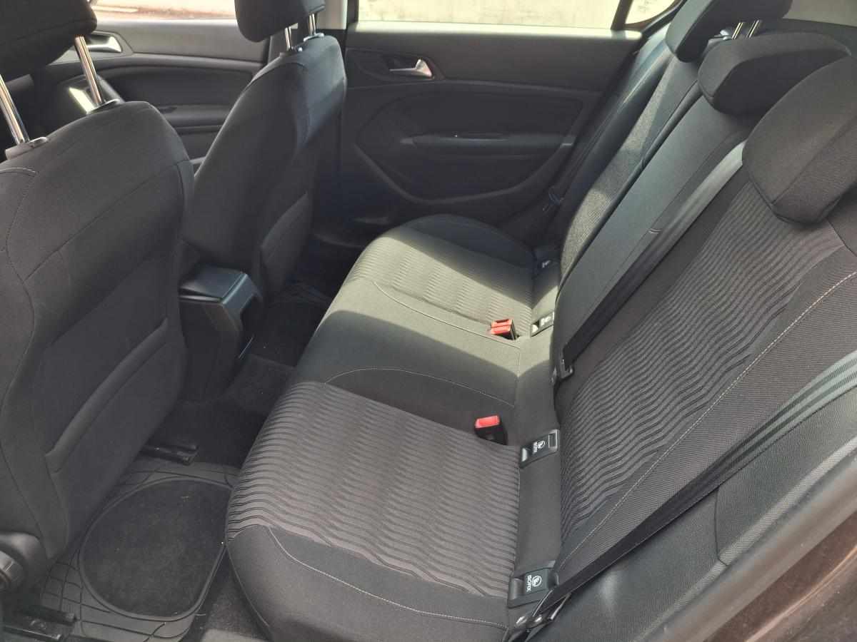 peugeot-308-1-6-hdi-fap-2013-diesel-1560cc