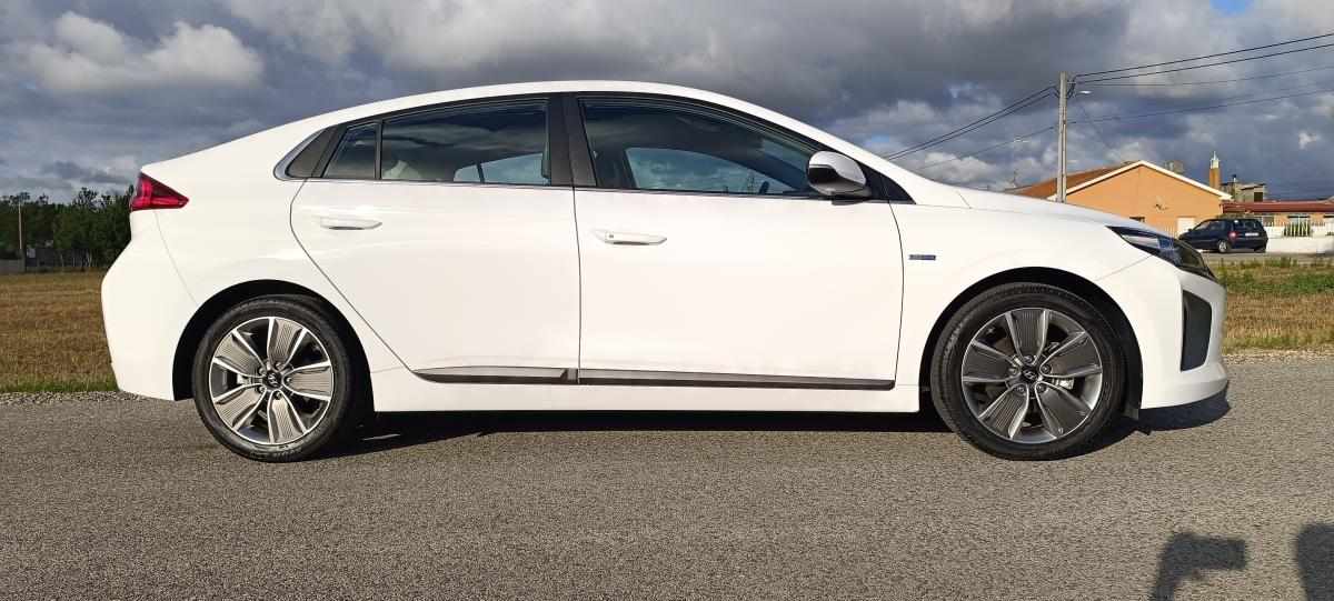 hyundai-ioniq-1-6-hybrid-2018-gasolina-1580cc