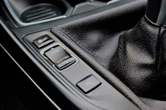 bmw-serie-1-116d-2015-diesel-1496cc