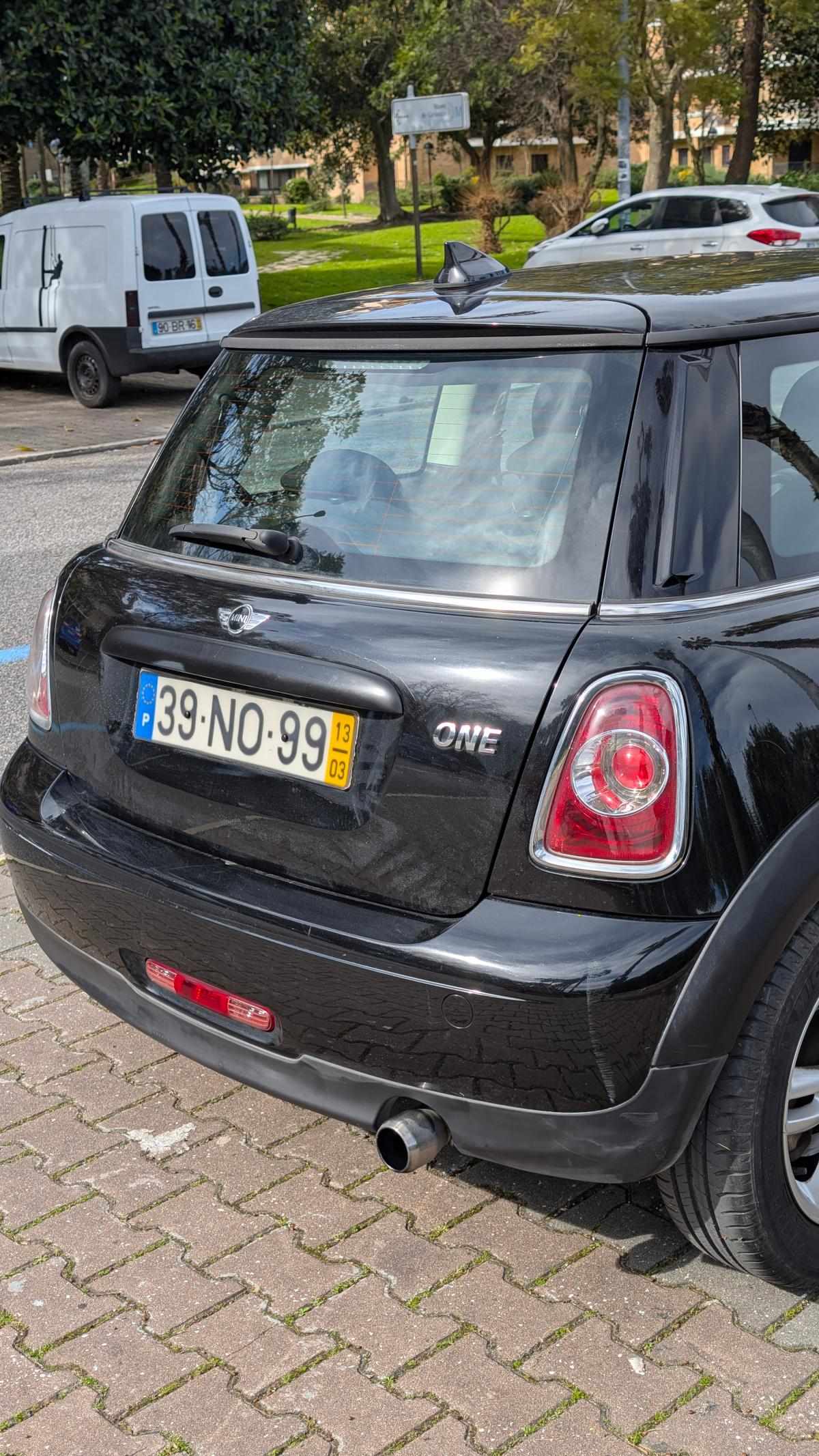 mini-hatch-1-60-2013-gasolina-1598cc