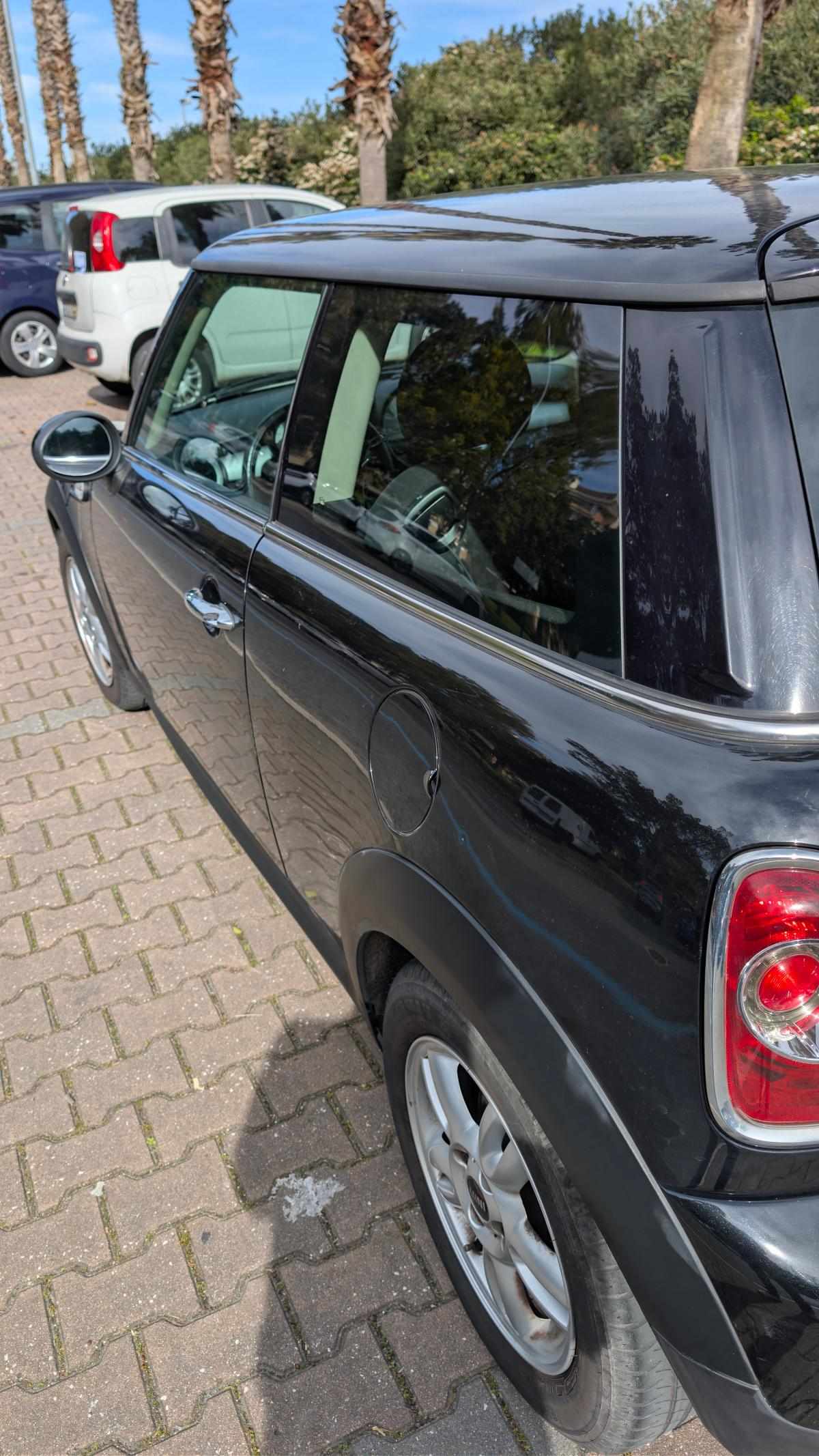 mini-hatch-1-60-2013-gasolina-1598cc