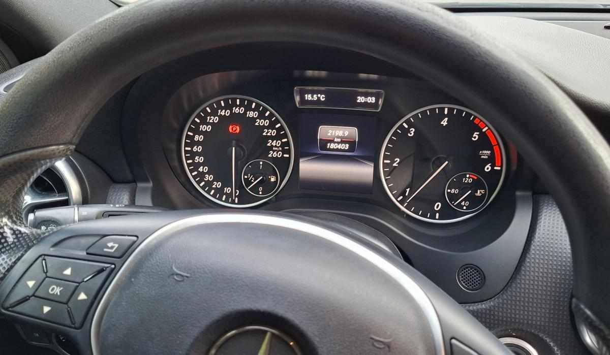 mercedes-benz-classe-a-a-180-cdi-blueefficiency-2015-diesel-1461cc