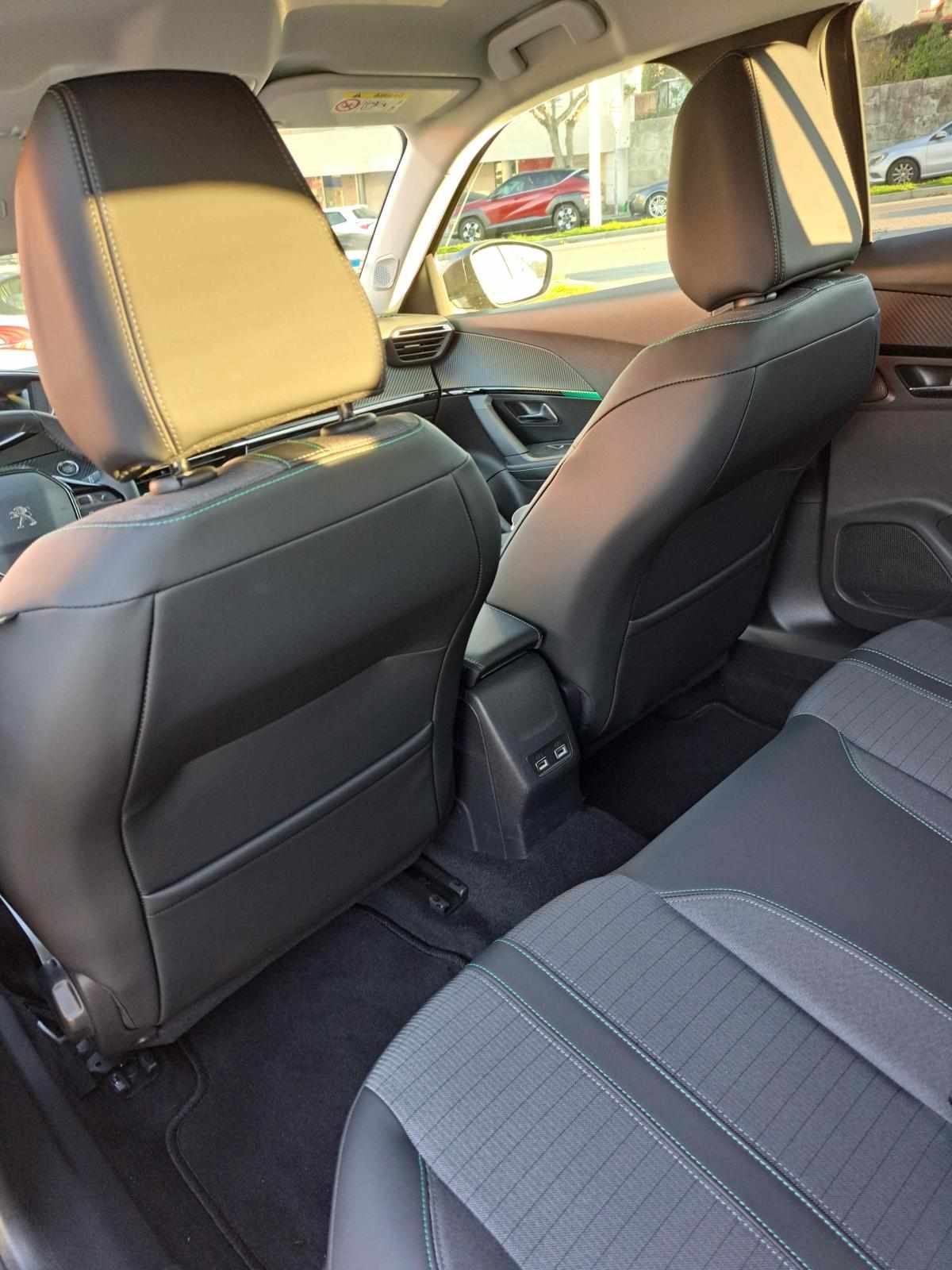 peugeot-2008-1-2-puretech-2021-gasolina-1199cc