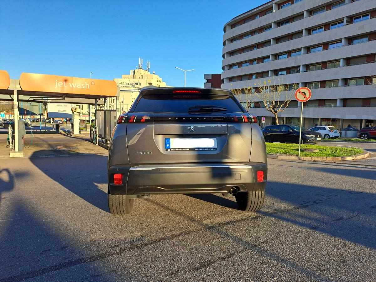 peugeot-2008-1-2-puretech-2021-gasolina-1199cc