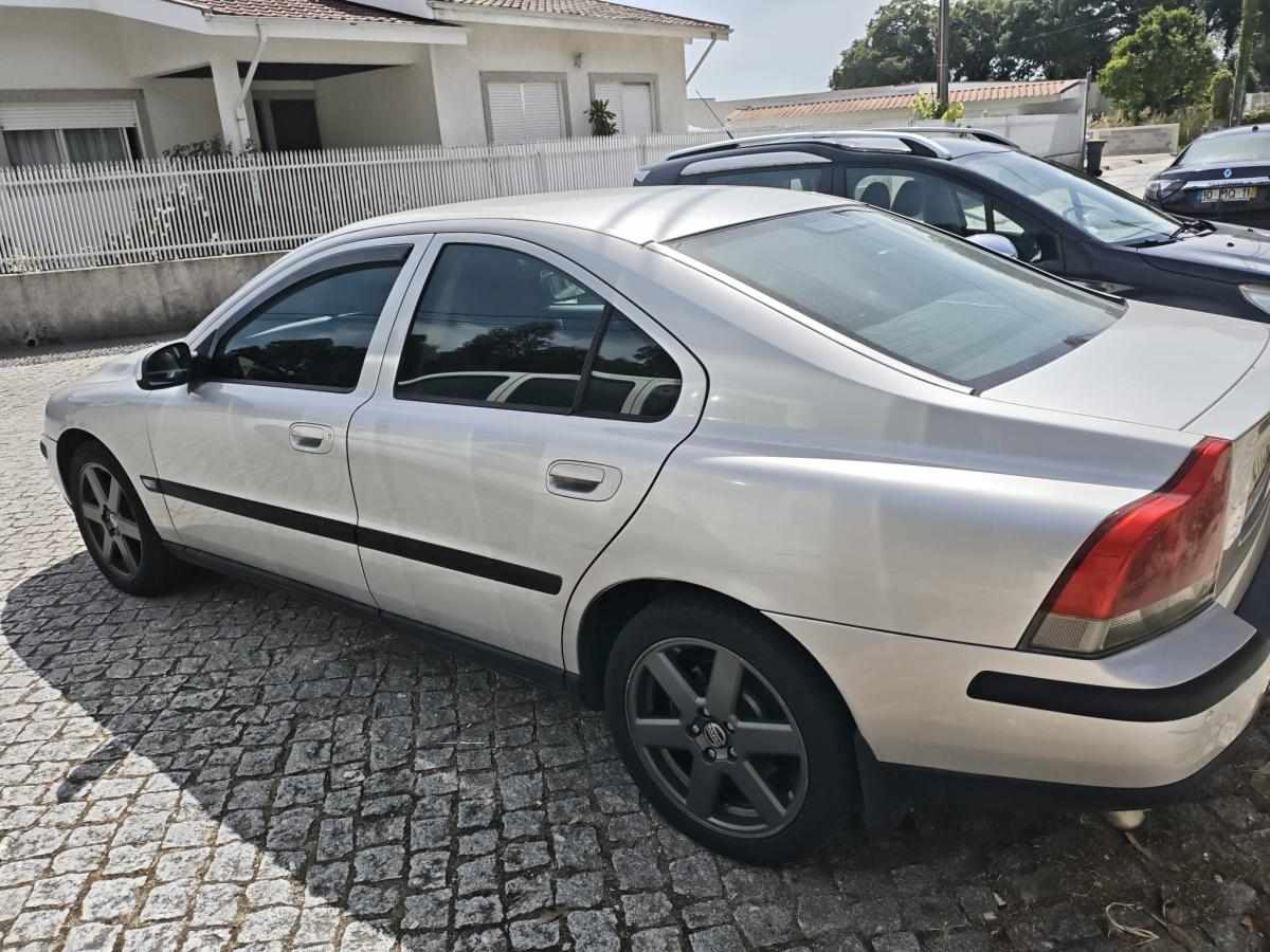 volvo-s60-2-4-d5-2002-diesel-2401cc