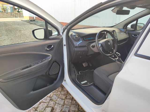renault-zoe-r90-41-kwh-2017-eletrico
