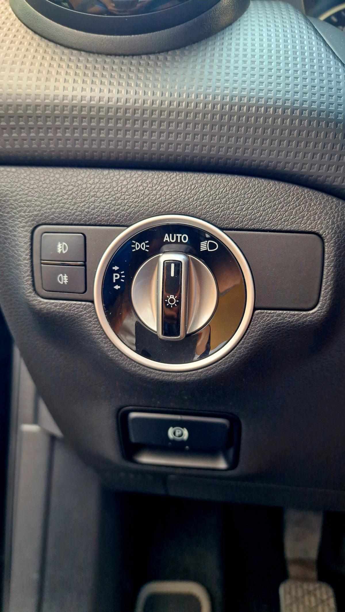 mercedes-benz-classe-a-a-180-cdi-blueefficiency-2013-diesel-1461cc