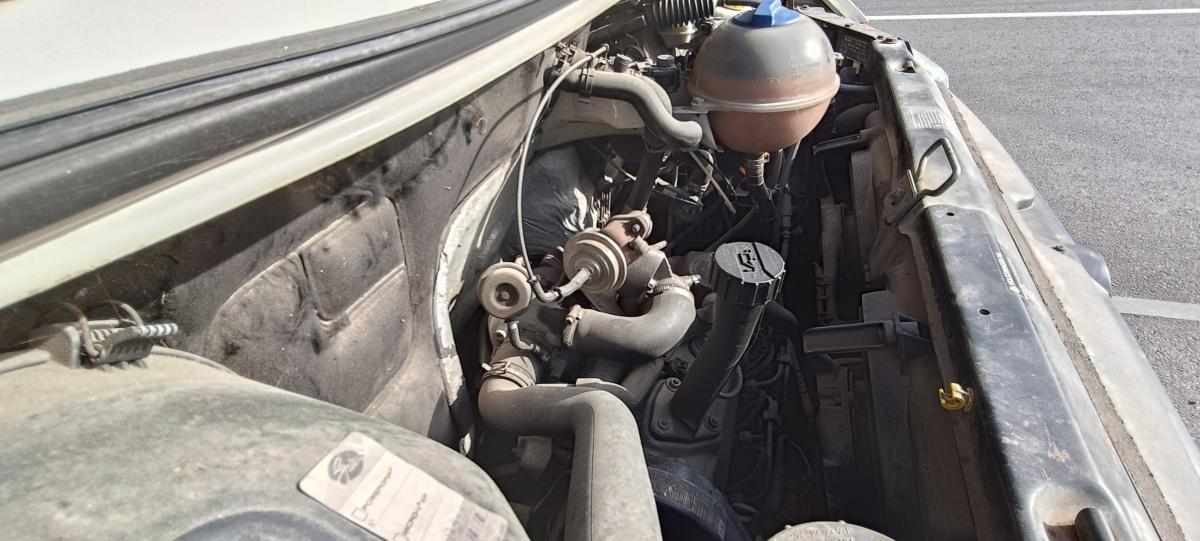 volkswagen-transporter-t4-1999-diesel-1896cc
